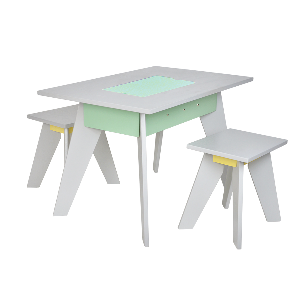 NATURAL PLYWOOD PLAY TABLE AND STOOLS